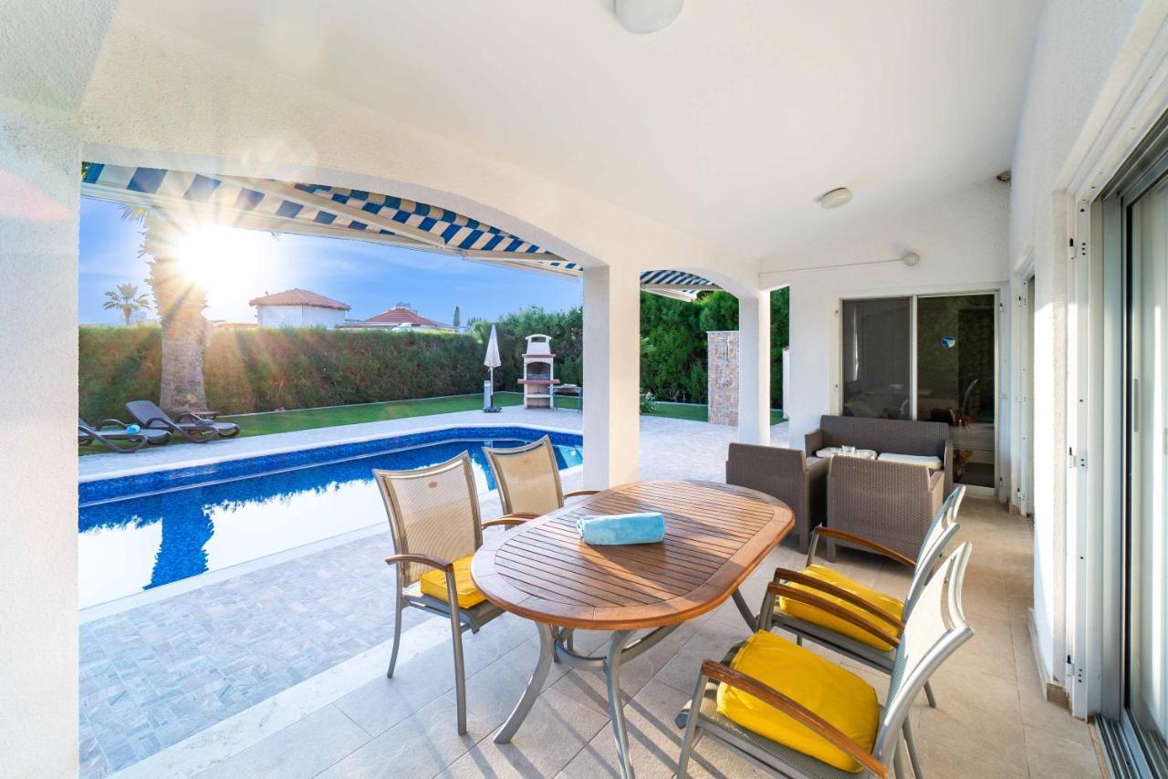 Bungalow Casa Bella By Ezoria Villas Korall-öböl Kültér fotó